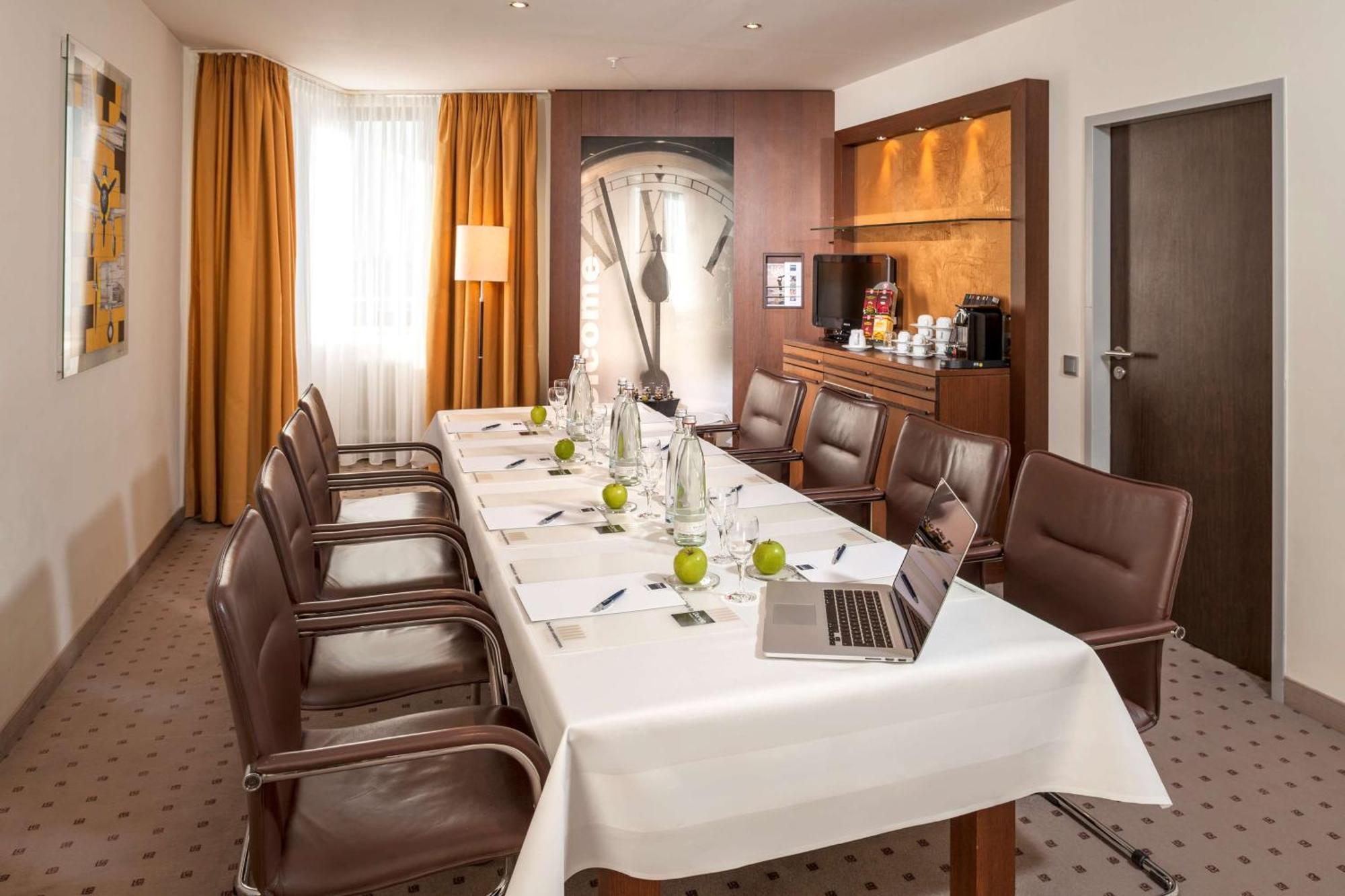 Essential By Dorint Frankfurt-niederrad